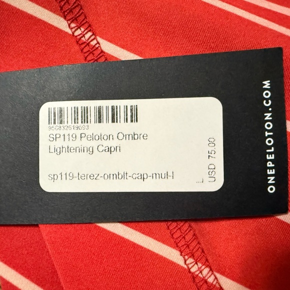 PELOTON TEREZ collab leggings, size large. Red ombré BNWT capri - Picture 2 of 3